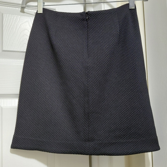 LC Lauren Conrad Black Textured Mini Skirt - Picture 4 of 4